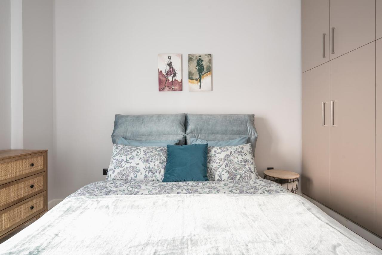Comfy And Modern Apartment アテネ エクステリア 写真